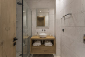 Gallery Thumbnail 4